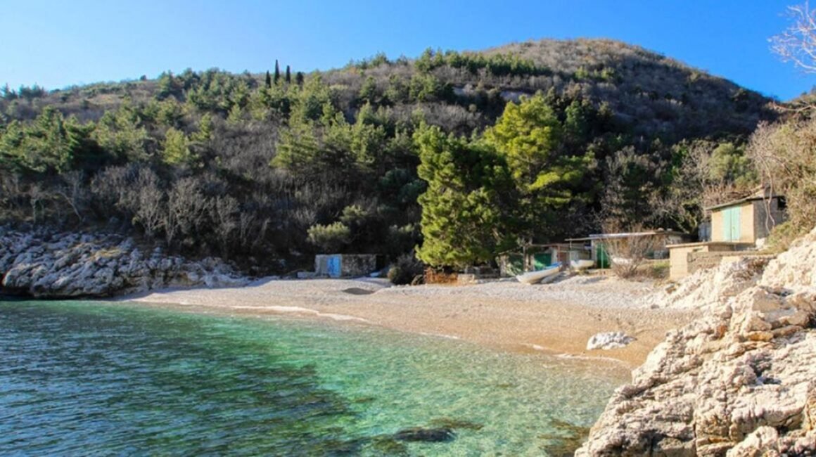 Uboka and Jelenščica beaches - Rent a Boat Quarnero tours - Opatija riviera